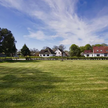 Laran - Direkt Am Bodden In * 拉尔斯维克