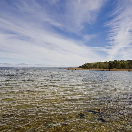Laran - Direkt Am Bodden In *