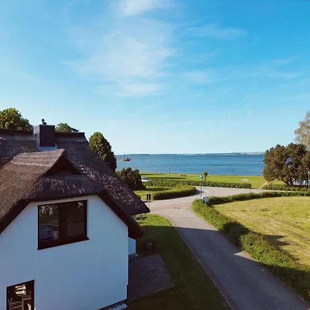 Laran - Direkt Am Bodden In 公寓