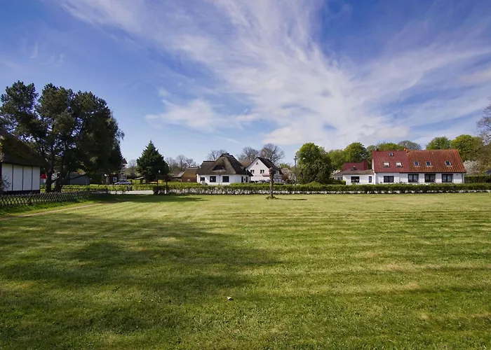 Laran - Direkt Am Bodden In * Ralswiek