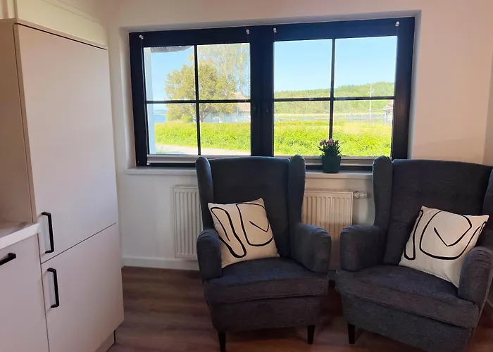 Laran - Direkt Am Bodden In * Ralswiek